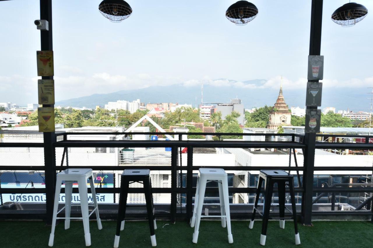 248 Street Hostel Chiang Mai Bagian luar foto