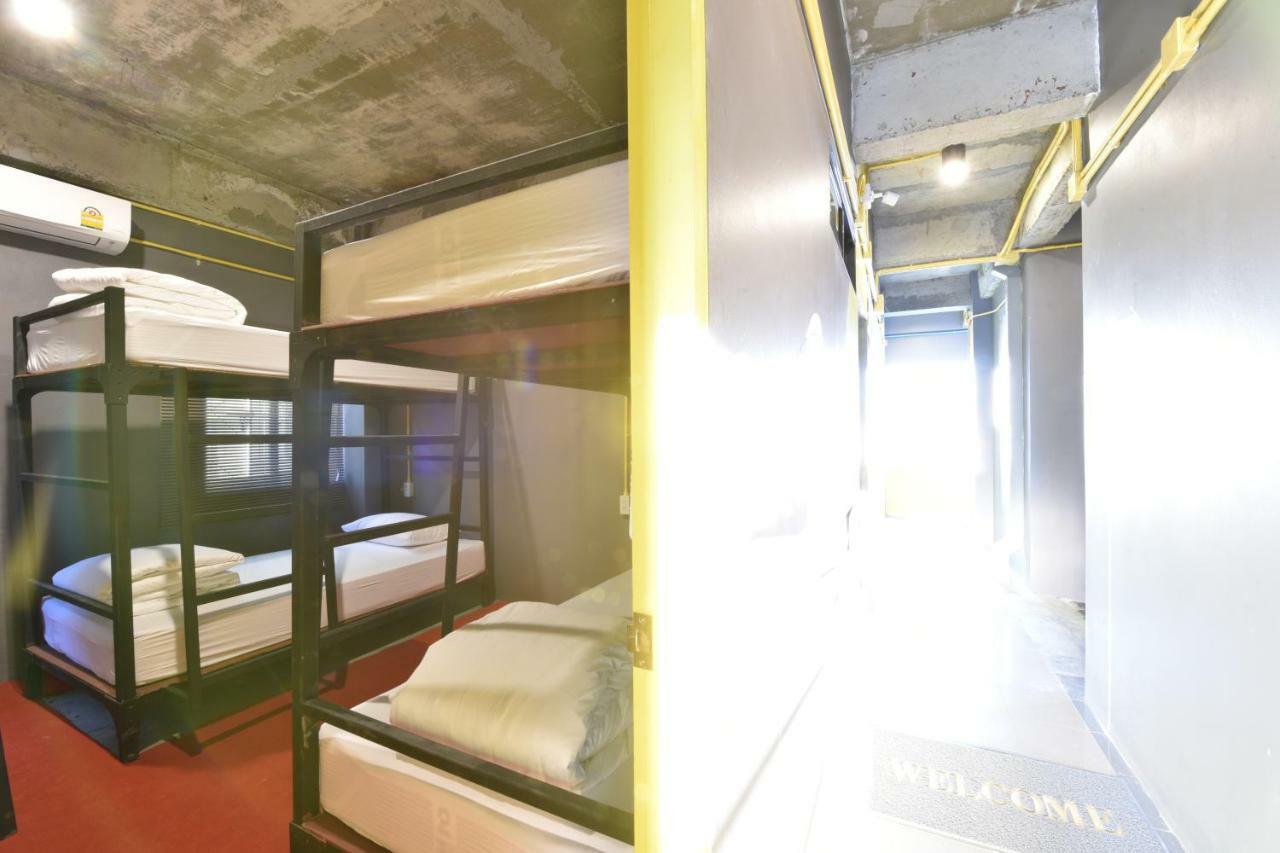 248 Street Hostel Chiang Mai Bagian luar foto